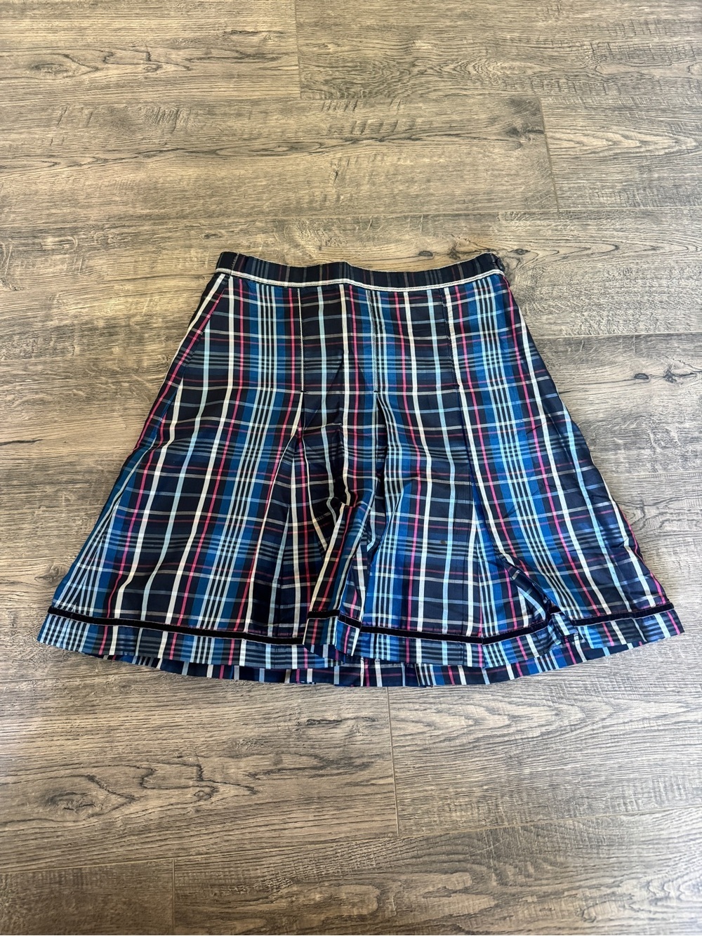 GAP Kids Plaid Skirt in Navy, Blue & Red Trim
